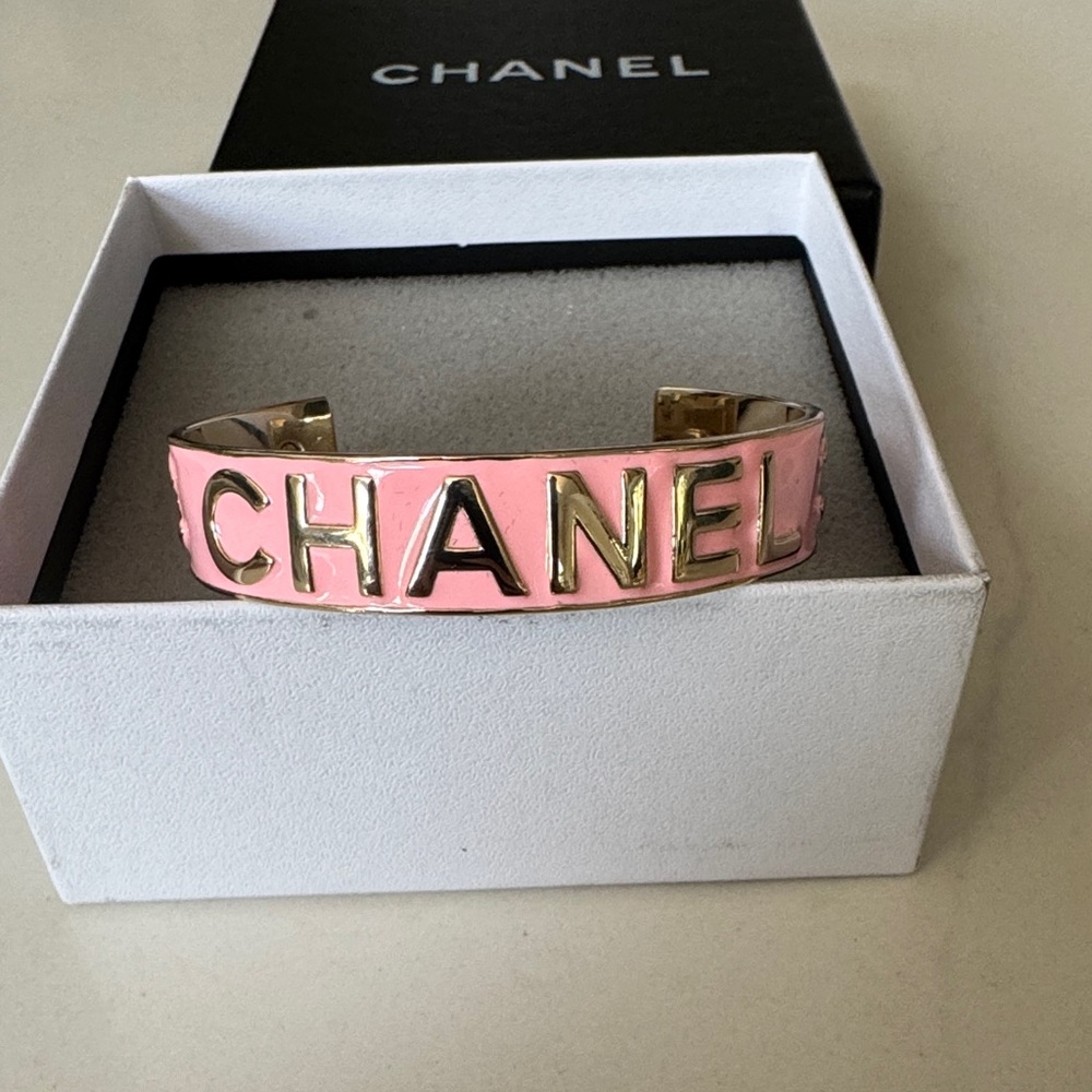 CHANEL Pink and Gold Logo Bracelet